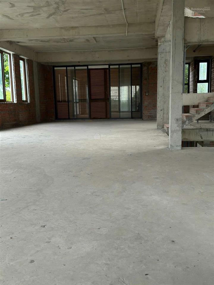Bán biệt thự view công viên view sông lavila kiến á ,dt 10x20 . 1trệt 2lầu . sổ hồng . giá  29 tỷ