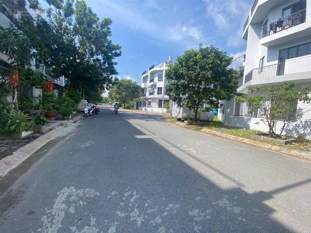 Bán đất khu dân cư lập phúc lê văn lương, phước kiển, nhà bè, hướng nam. 8,5x15. giá 6 tỷ