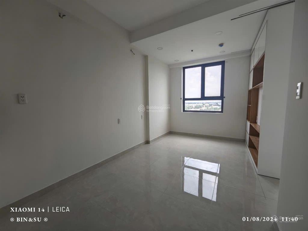 Bán căn hộ sài gòn intela lầu 18 view trung tâm q1, dt 55m2. giá 2,250 tỷ