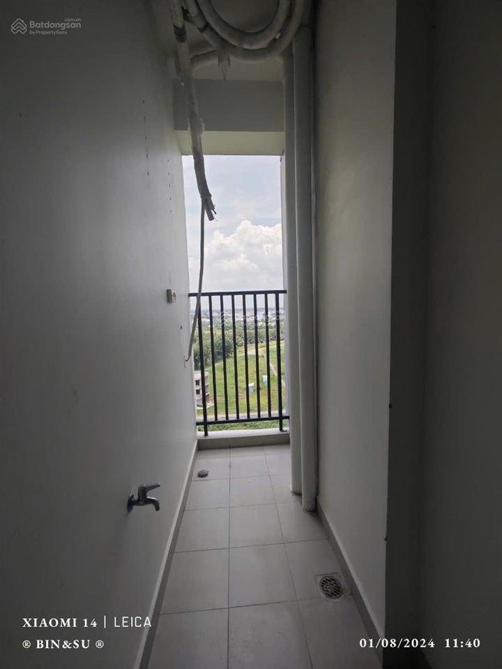 Bán căn hộ sài gòn intela lầu 18 view trung tâm q1, dt 55m2. giá 2,250 tỷ