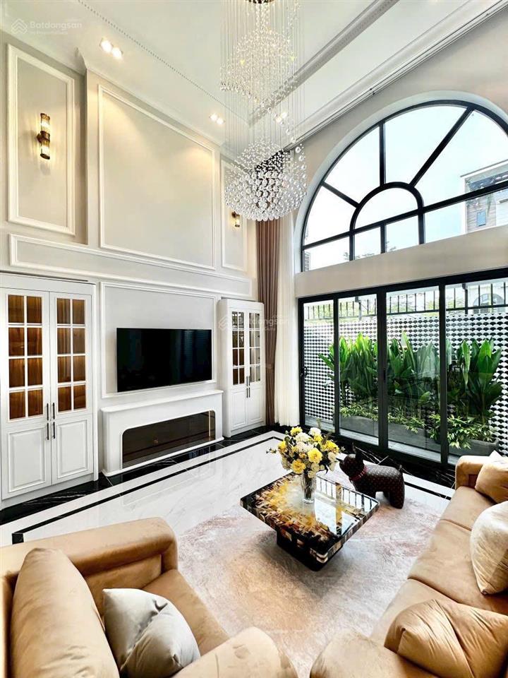 Bán nhà kdc 1181, phước kiển, nhà bè, dt 5x16, 1 trệt, lửng 2,5 lầu. giá 10 tỷ