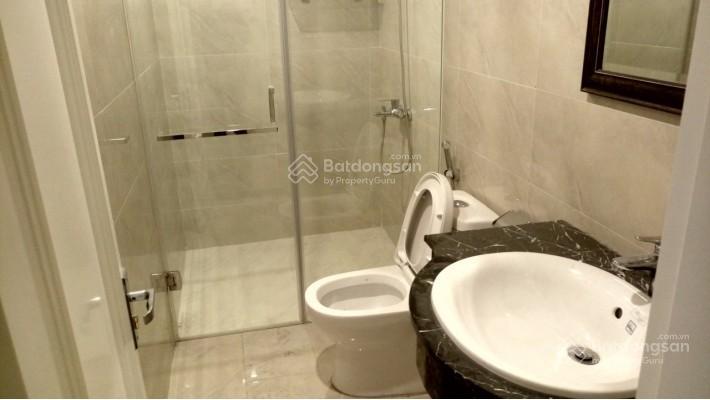 Cho thuê căn hộ 4 phòng ngủ  đội cấn  vạn bảo