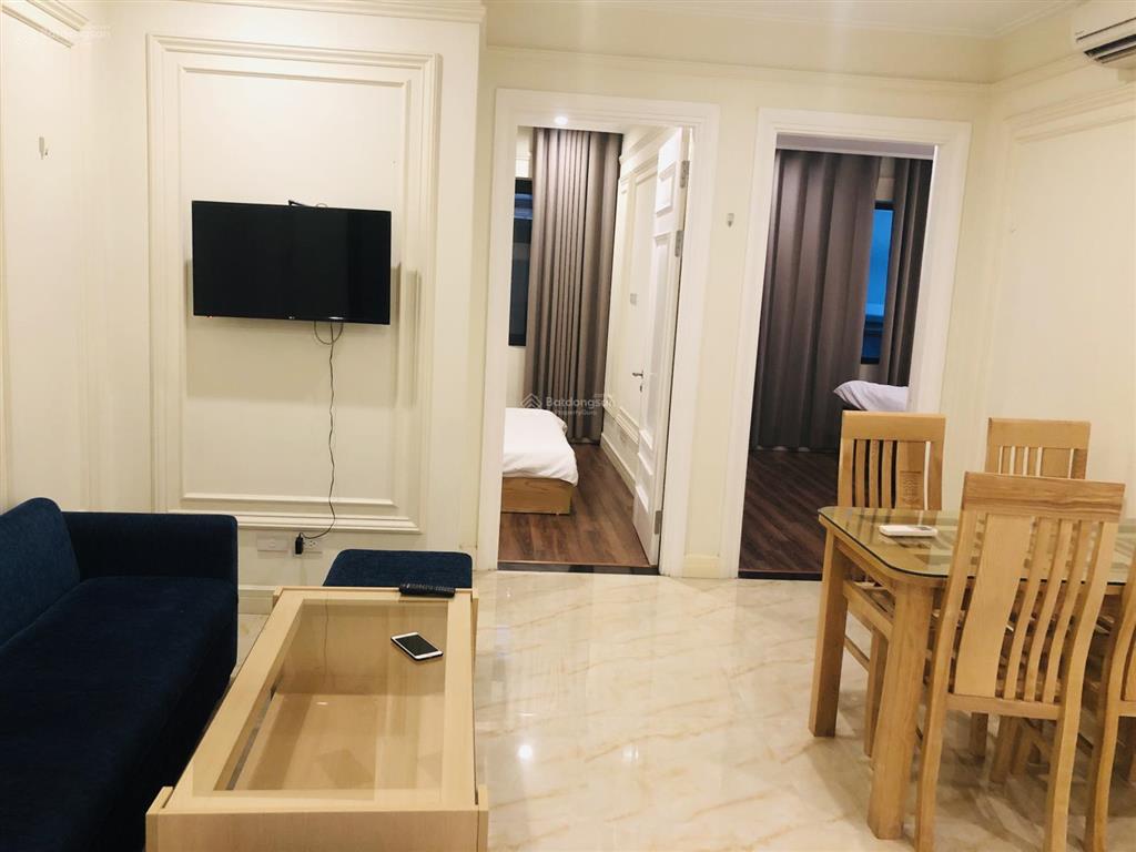 Cho thuê căn hộ 4 phòng ngủ  đội cấn  vạn bảo