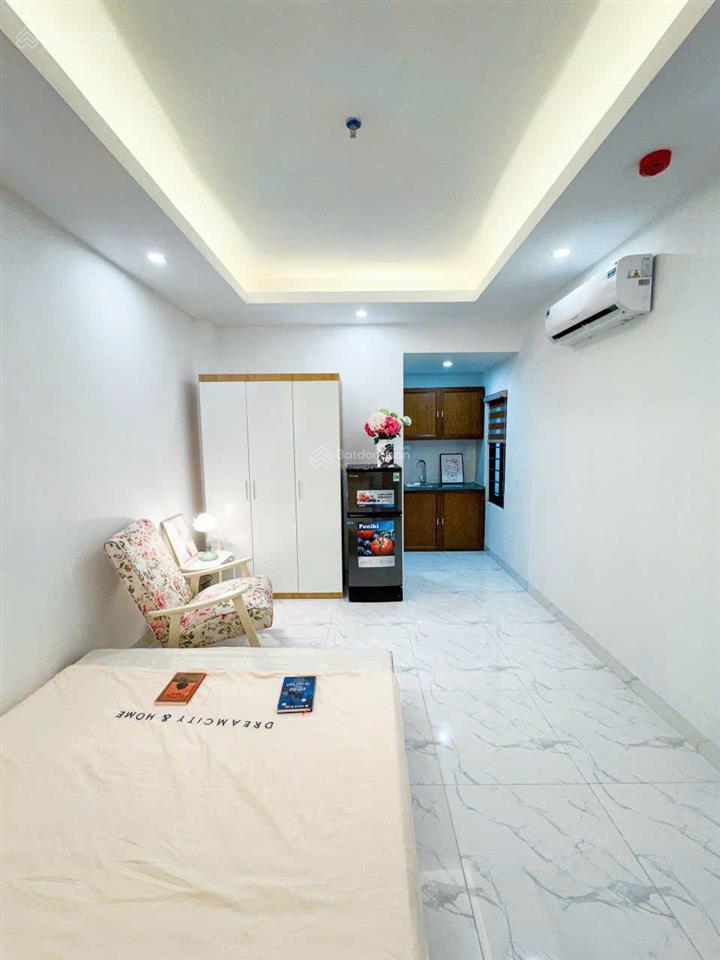 Cho thuê ngắn hoặc dài hạn căn hộ dịch vụ rẻ và đẹp lạc long quân, tây hồ, hà nội. dt 25m2.