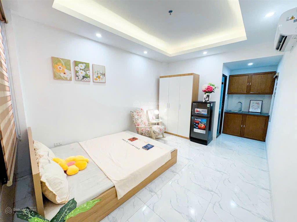 Cho thuê ngắn hoặc dài hạn căn hộ dịch vụ rẻ và đẹp lạc long quân, tây hồ, hà nội. dt 25m2.