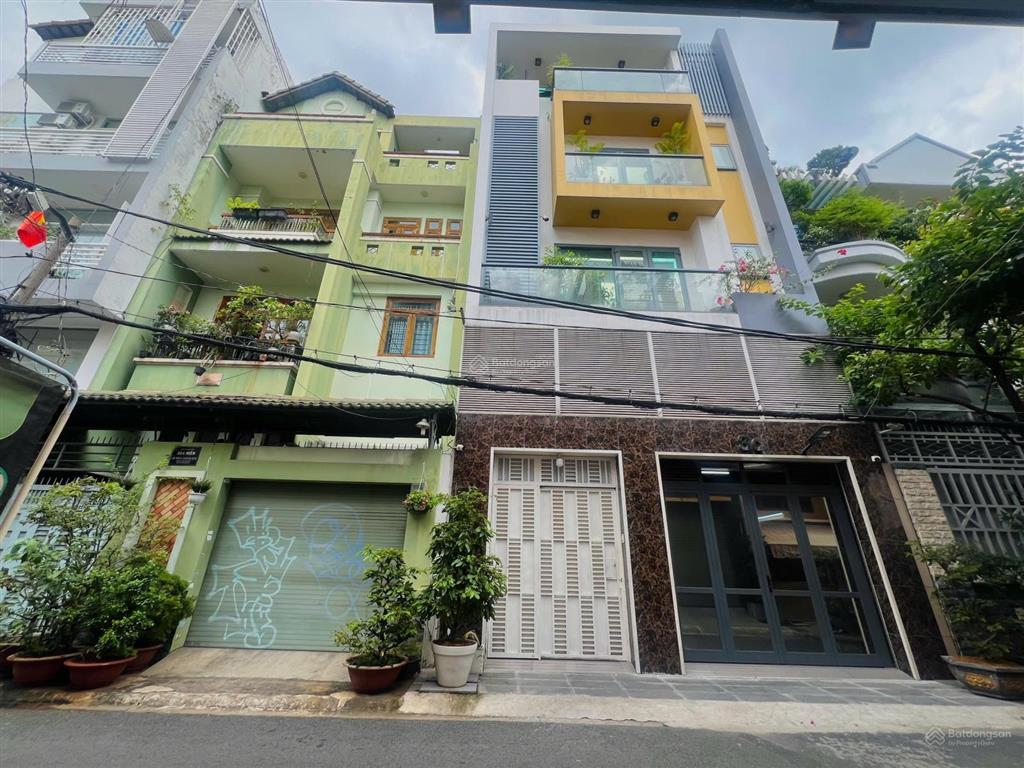 Bán mặt tiền hẻm thich quảng đức