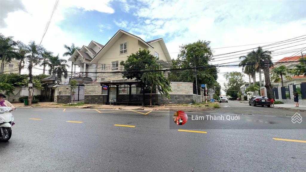 Bán nhà 2mt 189x nguyễn văn hưởng, 20x33m, 629m2, 1 lửng, 2 lầu, 6pn, 5wc, 220 tỷ