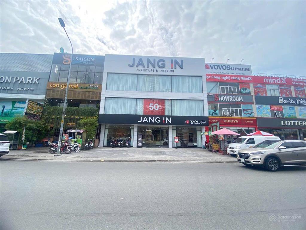 Bán nhà mt 57 song hành, 15x20, 300m2, 4 tầng, gần trần não, 170 tỷ