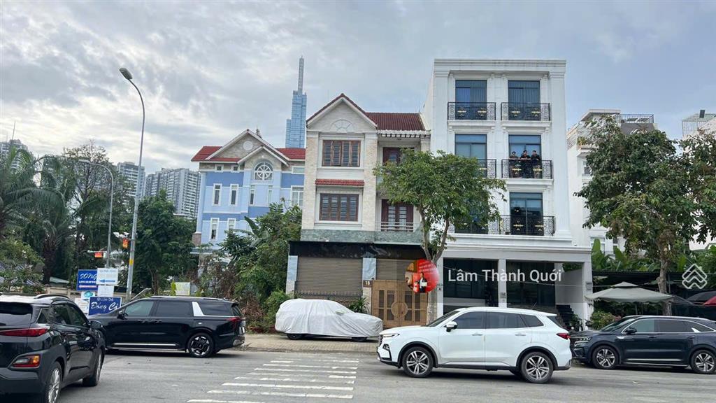 Bán nhà mt đường 39, trần não, 7.5x21m, 1 hầm, 2 lầu, sân thượng, 6pn, 6wc, 58 tỷ