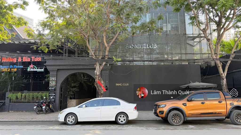 Bán nhà mt nguyễn văn hưởng, 43x51m, 2043m2, hđt 900tr/th, 720 tỷ