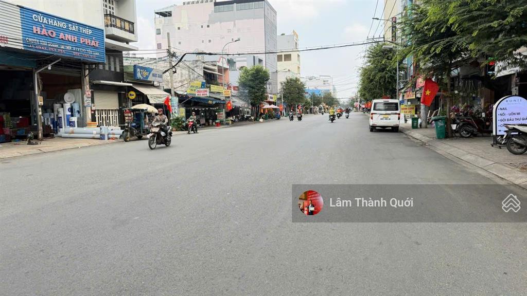 Bán nhà mt phạm văn bạch, 12x26, 1 hầm, 7 tầng, đang cho thuê 300tr/t, 115 tỷ
