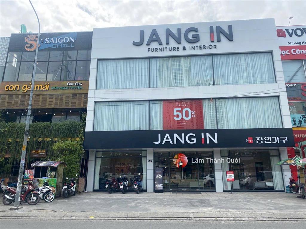 Bán nhà mt song hành, gần trần não, 15x20m, 300m2, 4 tầng, 170 tỷ