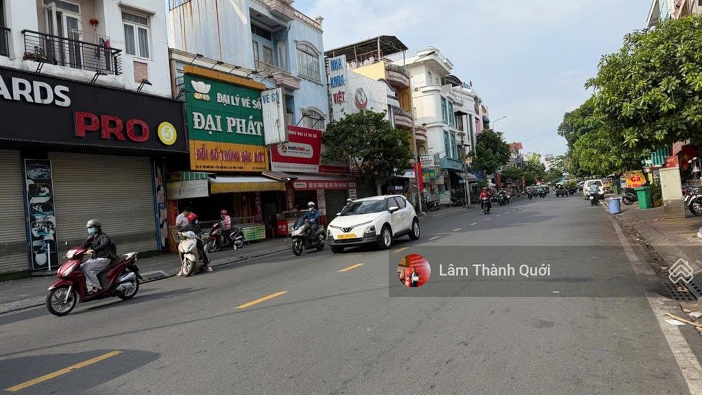 Bán nhà 2mt tân sơn nhì, 10x20, nở hậu 18m, 266m2, 2 lầu, 55 tỷ