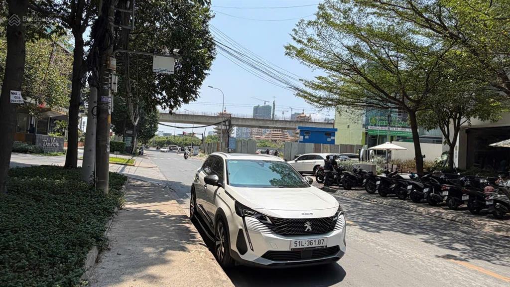 Bán nhà góc 2mt giang văn minh, 25x20m, 490m2, 3 tầng, giá bán 150 tỷ