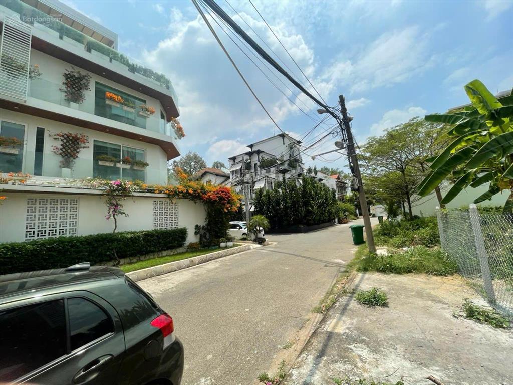 Bán đất compound 200 nguyễn văn hưởng, 12x25, 300m2, 90 tỷ