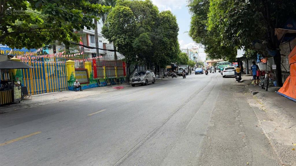 Bán nhà mt dương đức hiền, 23x60, 1370m2, nhà cấp 4, gần lê trọng tấn, 150 tỷ