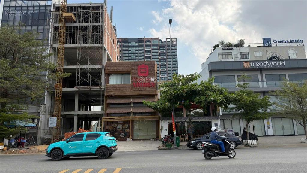 Cho thuê nhà mt trương văn bang, 6x15, 1 trệt, 3 tầng, nhà đẹp, 60 triệu/tháng