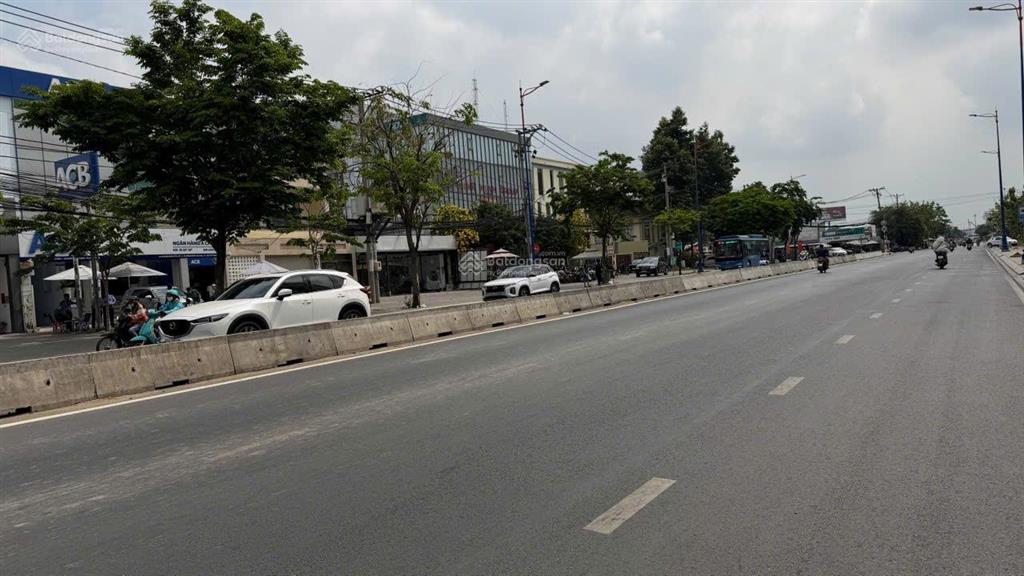 Bán nhà mt lương định của, 10x20, 1 hầm, 5 tầng, gần ngã ba nguyễn hoàng, 95 tỷ