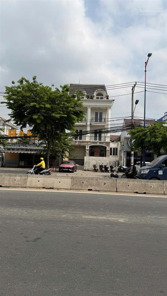 Bán nhà mt lương định của, 10x20, 1 hầm, 5 tầng, gần ngã ba nguyễn hoàng, 95 tỷ