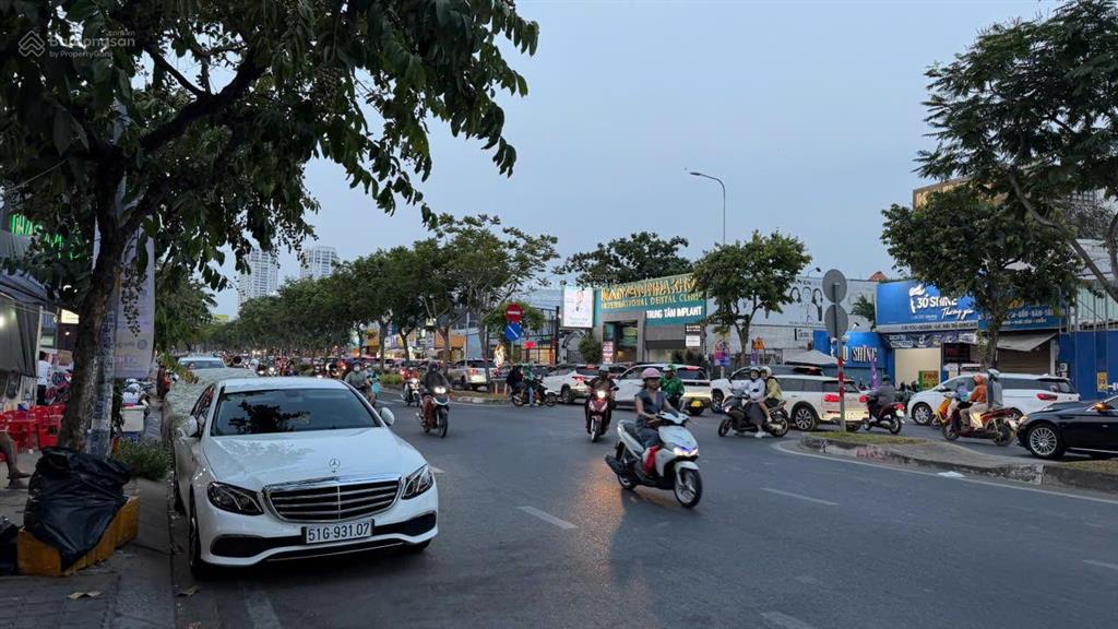 Bán nhà mt trần não, 10.2x60, nở hậu 15m, 755m2, 5 tầng, 450 tỷ