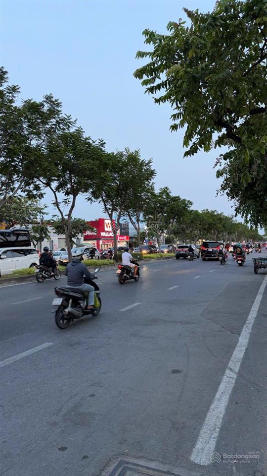 Bán nhà mt trần não, 10.2x60, nở hậu 15m, 755m2, 5 tầng, 450 tỷ