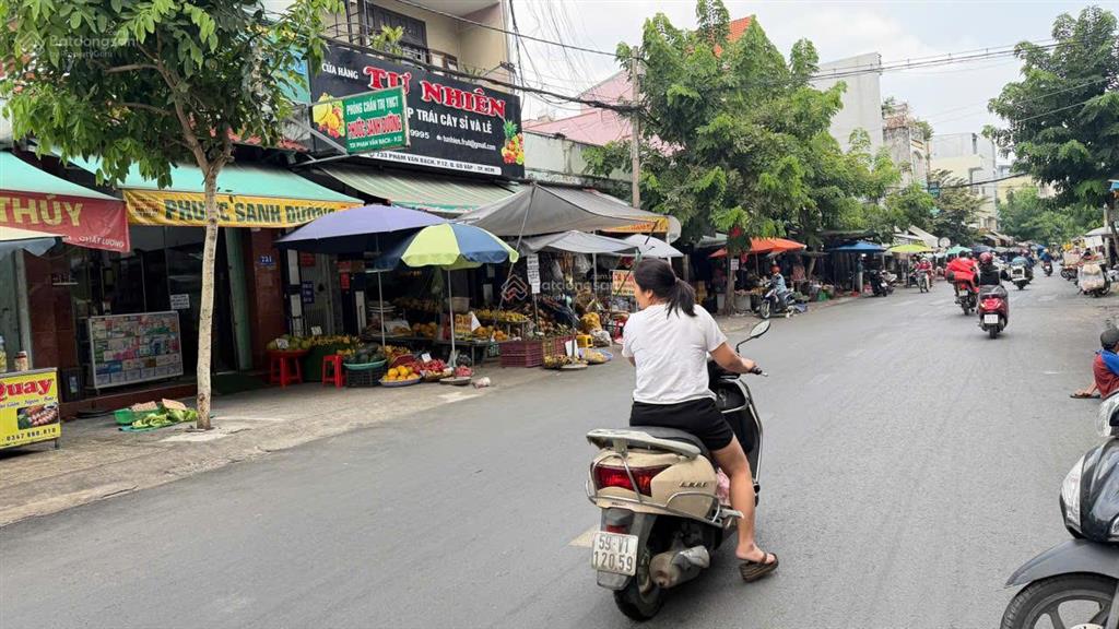 Bán nhà mt phạm văn bạch, 8x35, 255m2, 2 lầu, ngay chợ phạm văn bạch, 29.9 tỷ