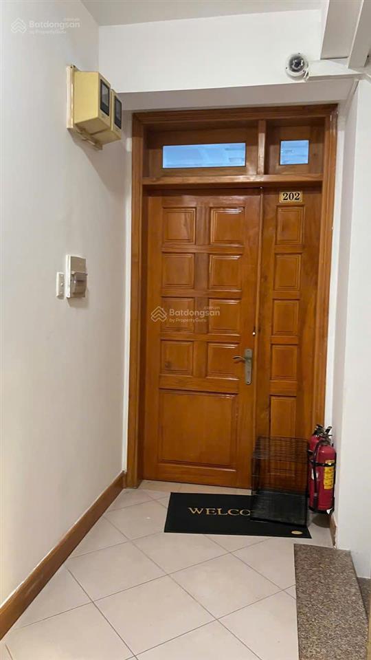 Bán nhà nguyễn văn hưởng, 8x25, 200m2, 1 hầm, 4 tầng, 10pn, gần trường bis, 75 tỷ