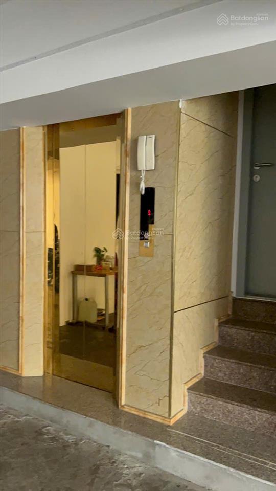 Bán nhà nguyễn văn hưởng, 8x25, 200m2, 1 hầm, 4 tầng, 10pn, gần trường bis, 75 tỷ