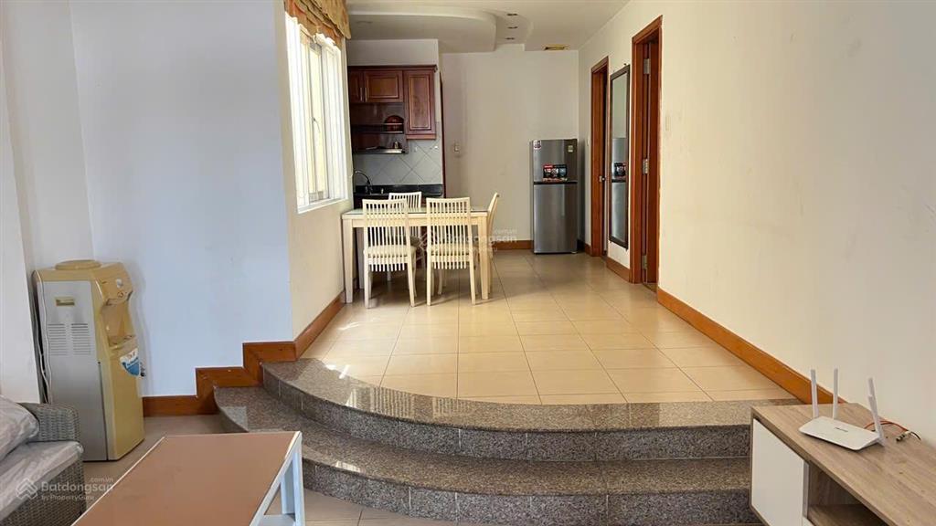 Bán nhà nguyễn văn hưởng, 8x25, 200m2, 1 hầm, 4 tầng, 10pn, gần trường bis, 75 tỷ