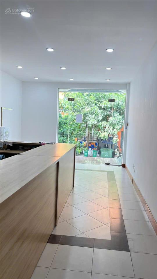 Bán nhà nguyễn văn hưởng, 8x25, 200m2, 1 hầm, 4 tầng, 10pn, gần trường bis, 75 tỷ