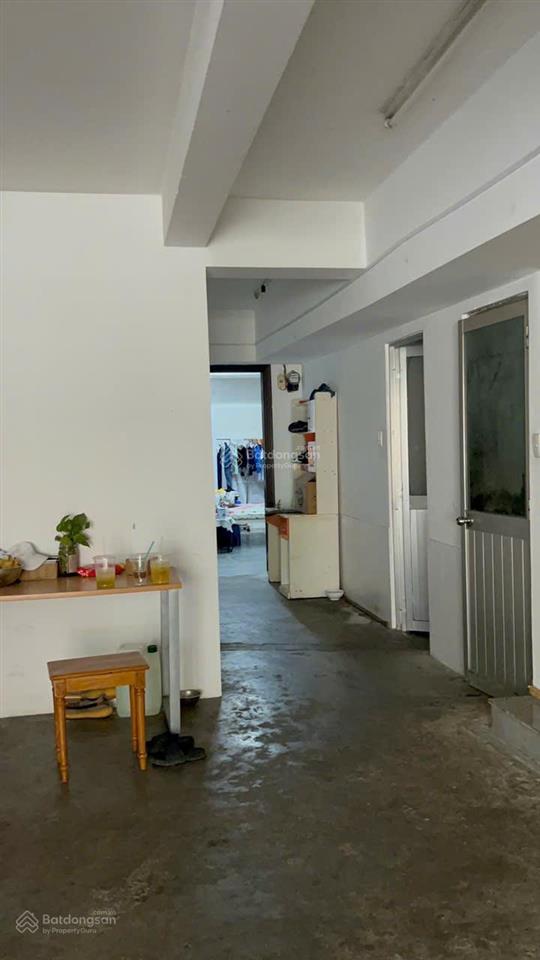 Bán nhà nguyễn văn hưởng, 8x25, 200m2, 1 hầm, 4 tầng, 10pn, gần trường bis, 75 tỷ