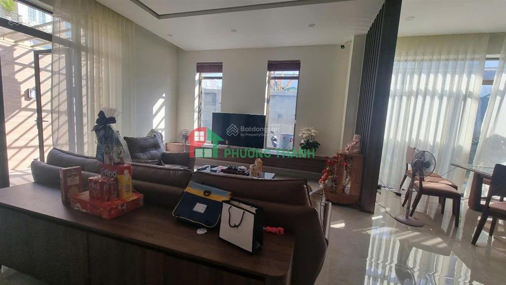 Bán biệt thự bùi tá hán, 11x20, 223m2, 1 hầm, 3 tầng, 5pn, nhà đẹp, 56 tỷ