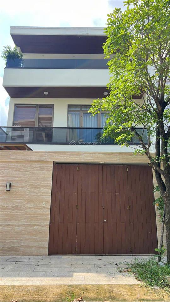 Bán biệt thự bùi tá hán, 11x20, 223m2, 1 hầm, 3 tầng, 5pn, nhà đẹp, 56 tỷ