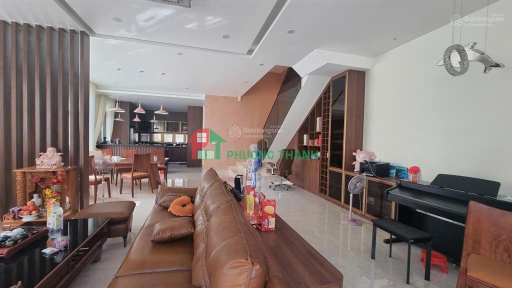 Bán biệt thự bùi tá hán, 11x20, 223m2, 1 hầm, 3 tầng, 5pn, nhà đẹp, 56 tỷ