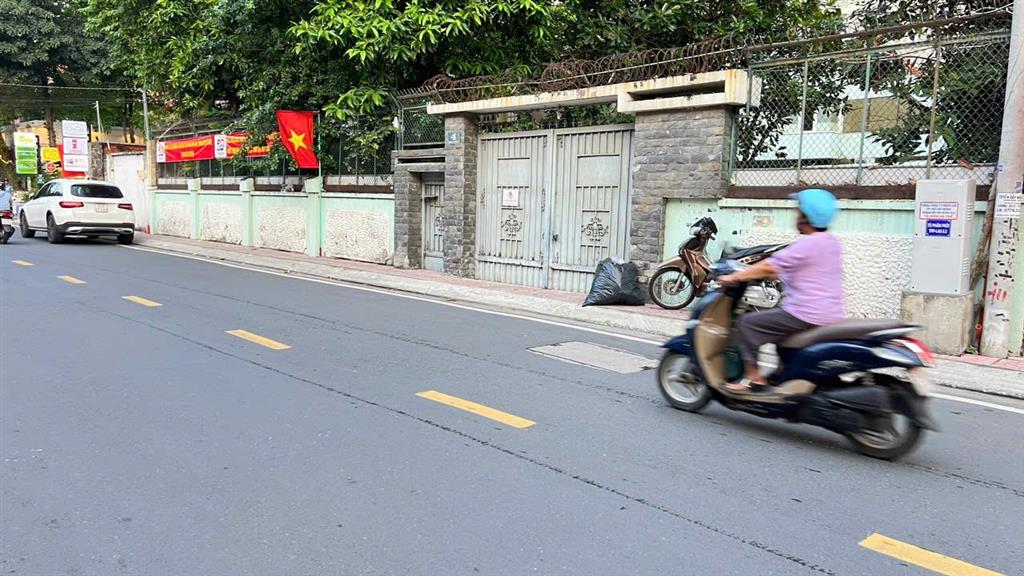 Bán biệt thự mt trần ngọc diện, 22x60, 1343m2, gần ngã ba thảo điền, 550 tỷ