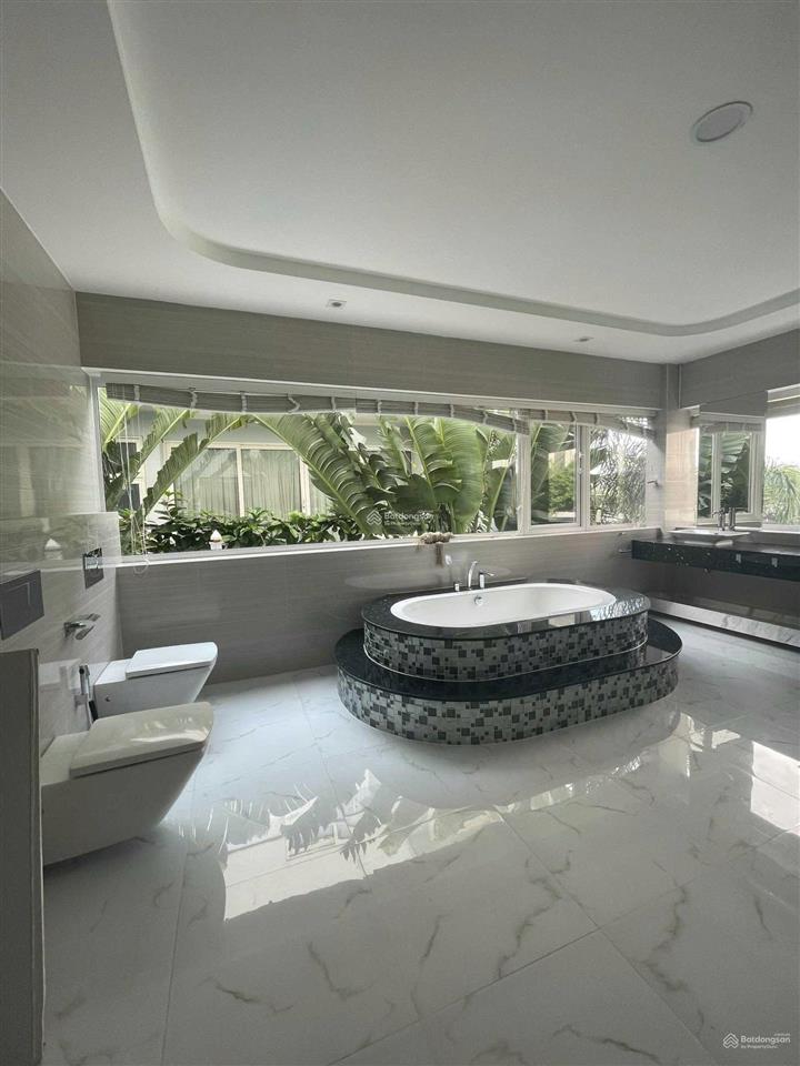 Cho thuê biệt thự 112 nguyễn văn hưởng, 20x25, 500m2, 1 lầu, 4pn, 120tr/tháng