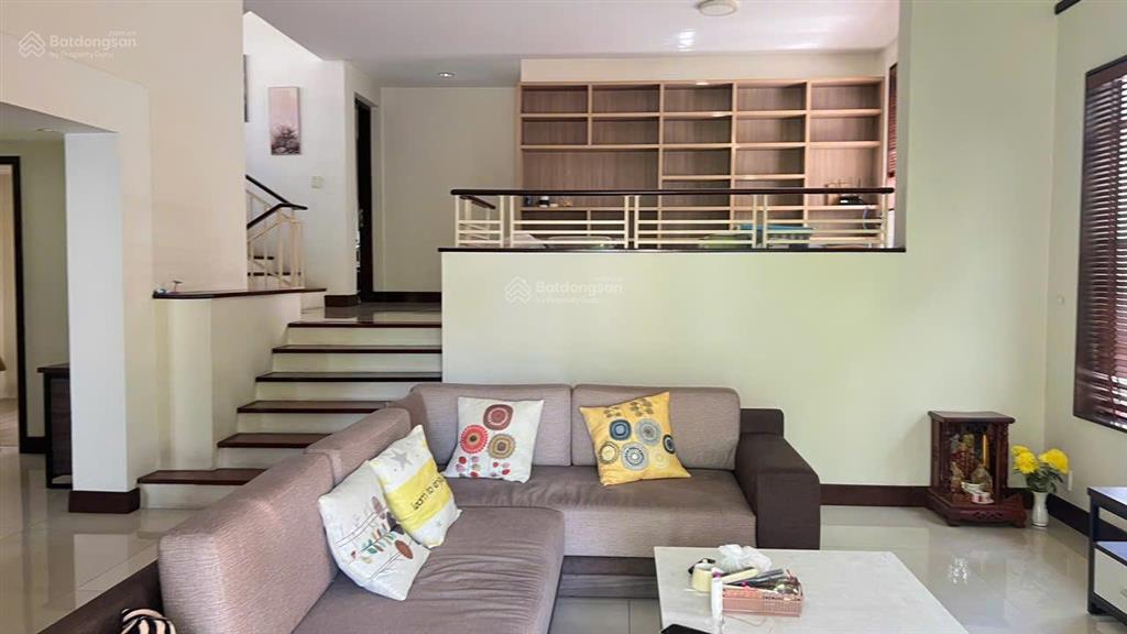 Cho thuê biệt thự 112 nguyễn văn hưởng, 20x25, 500m2, 1 lầu, 4pn, 120tr/tháng