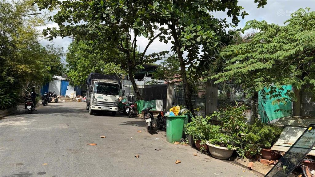 Cho thuê đất nguyễn văn hưởng, 30x25, 800m2, nhà gần trường bis, 30 triệu/tháng