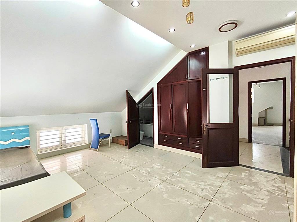 Bán biệt thự đường số 24, kdc him lam, 12.5x20, 250m², 1 hầm, 4 tầng, 7pn, 40 tỷ