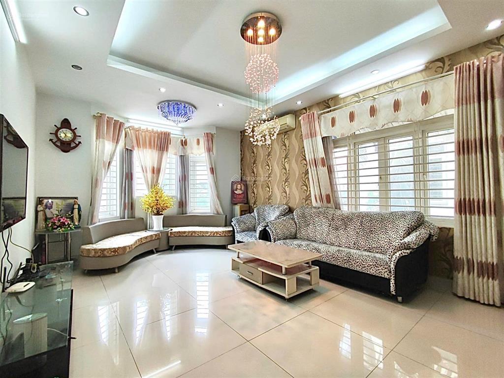 Bán biệt thự đường số 24, kdc him lam, 12.5x20, 250m², 1 hầm, 4 tầng, 7pn, 40 tỷ