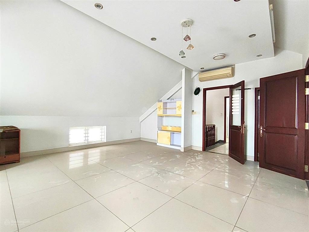 Bán biệt thự đường số 24, kdc him lam, 12.5x20, 250m², 1 hầm, 4 tầng, 7pn, 40 tỷ