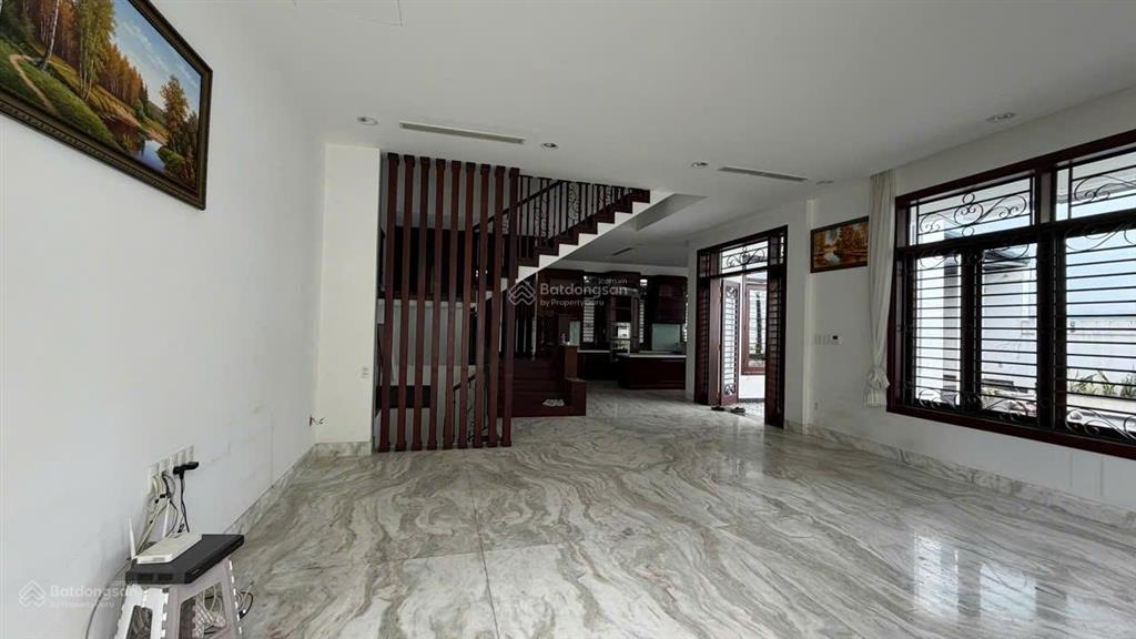Bán nhà mt 171 đỗ pháp thuận, 16x20m, 320m2, 1 hầm, 4 tầng, 89 tỷ