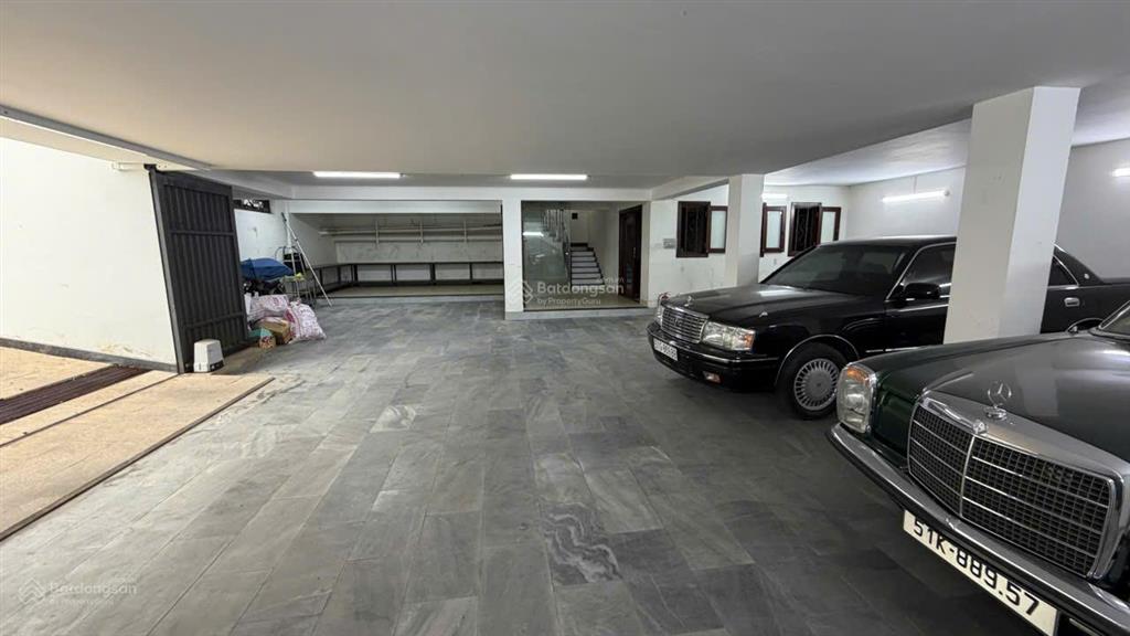 Bán nhà mt 171 đỗ pháp thuận, 16x20m, 320m2, 1 hầm, 4 tầng, 89 tỷ