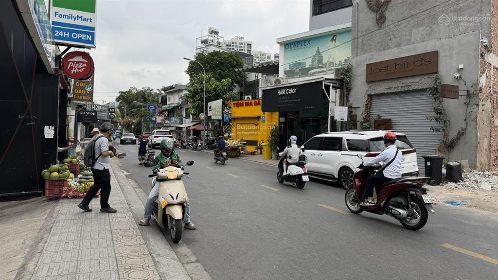 Bán nhà 2mt xuân thủy, 11x30, 329m², gần nguyễn văn hưởng, 115 tỷ