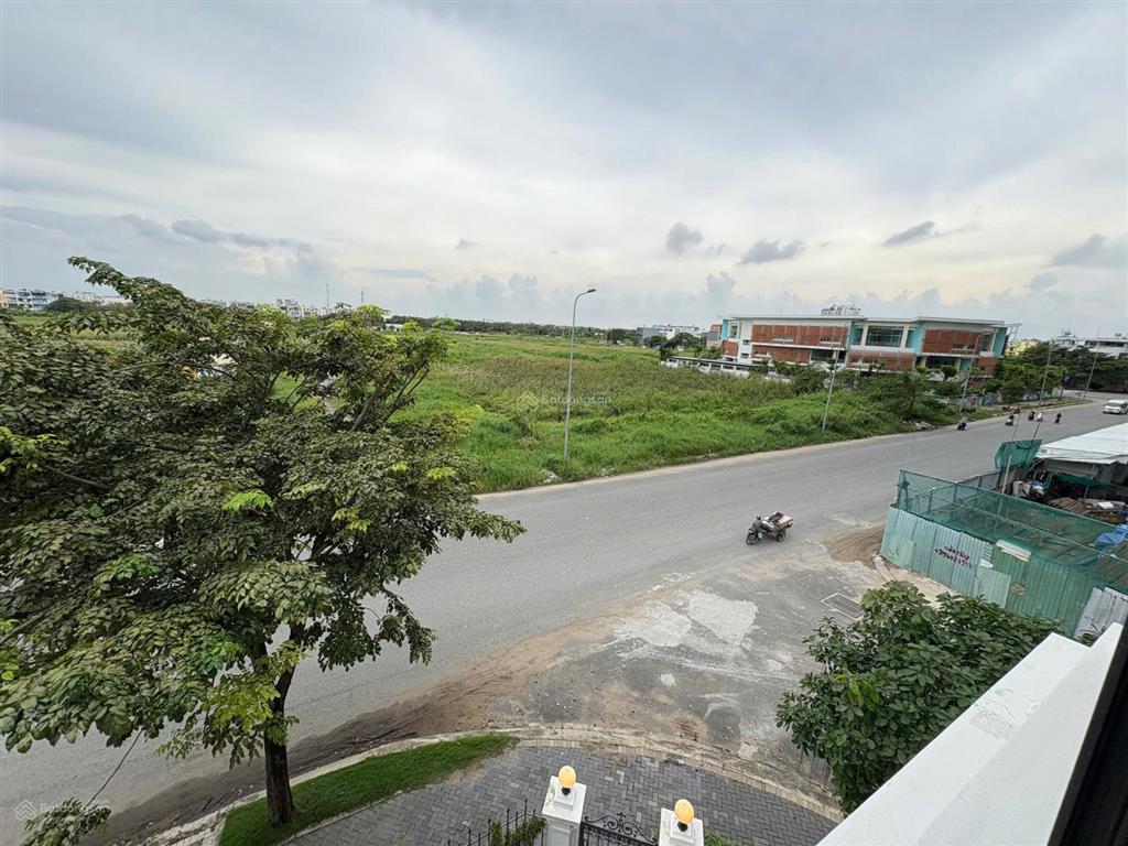 Bán nhà 2mt 35 lâm quang ky, 11x21m, 223m2, 2 lầu, st, 62 tỷ