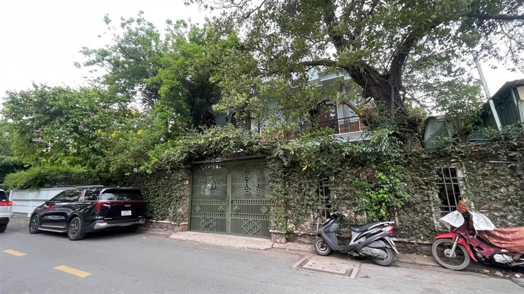 Bán nhà mt 40 đường số 47, thảo điền, 15x33, 502m², 1 hầm, 3 tầng, 105 tỷ