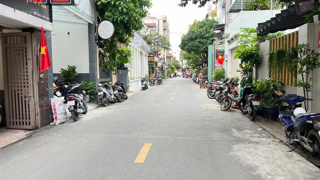 Bán nhà mt nguyễn bá huân, 4x17, 62m2, cấp 4, 24 tỷ