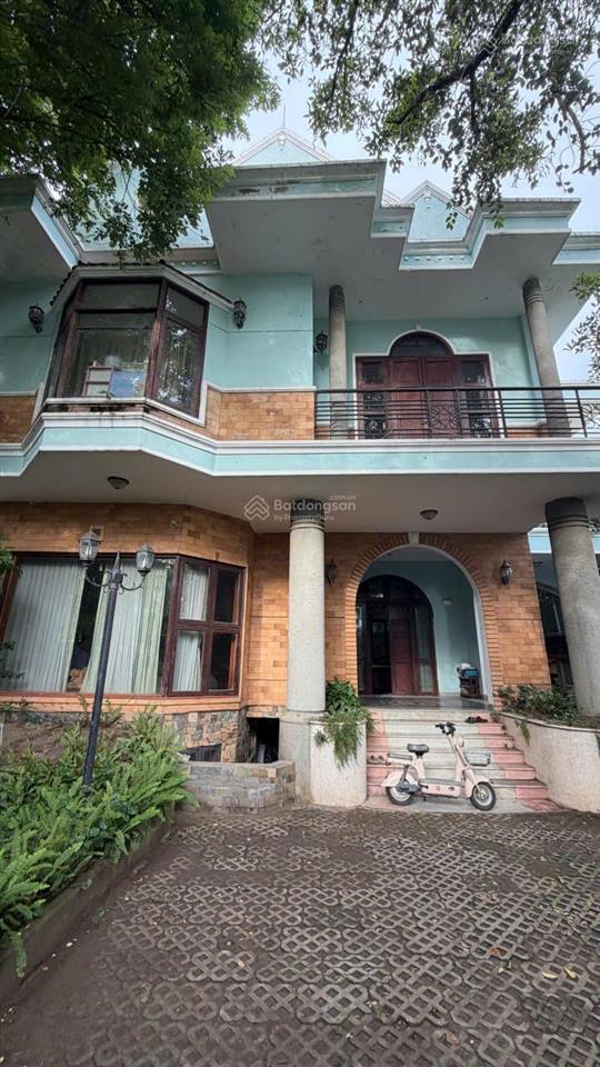 Bán nhà đường quốc hương, 15x33, 502m2, 1 hầm, 3 tầng, 105 tỷ
