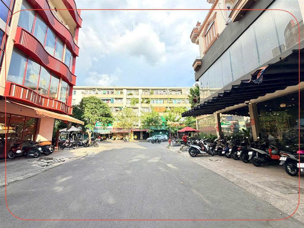 Bán nhà 2mt tân sơn nhì, 16x17, 265m2, vị trí rất đẹp, 46 tỷ