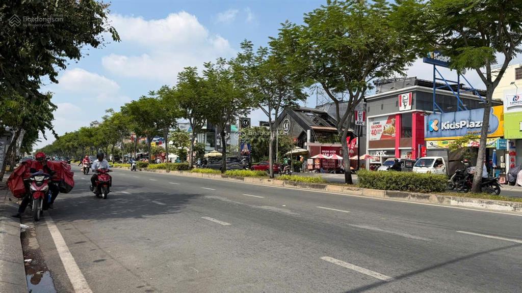 Bán nhà mt trần não, 14x50, nở hậu 19x30, 758m2, 380 tỷ